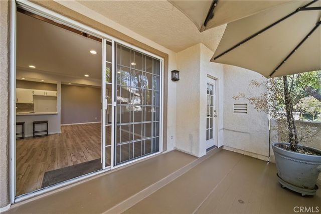 24123 Del Monte Drive 101, Valencia, CA 91355