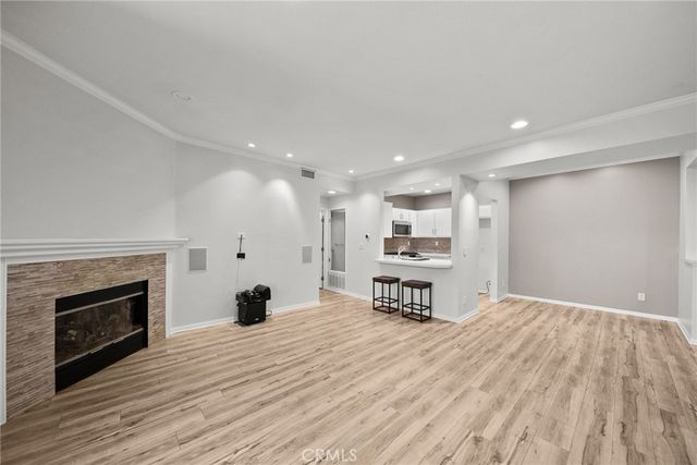 24123 Del Monte Drive 101, Valencia, CA 91355