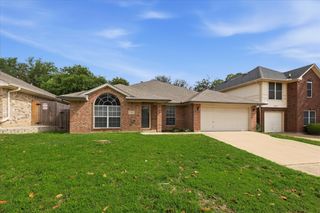 7525 Arbor Park Drive, Fort Worth, TX 76120