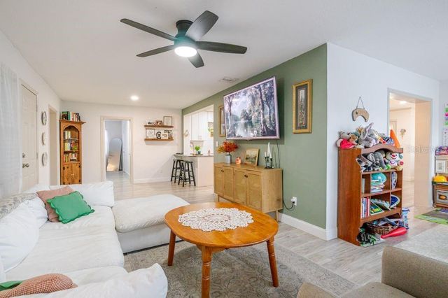 1225 KING AVENUE, Lakeland, FL 33803