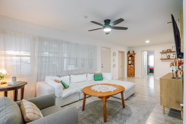 1225 KING AVENUE, Lakeland, FL 33803