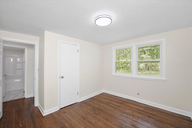 28 Liberty Boulevard, Machesney Park, IL 61115