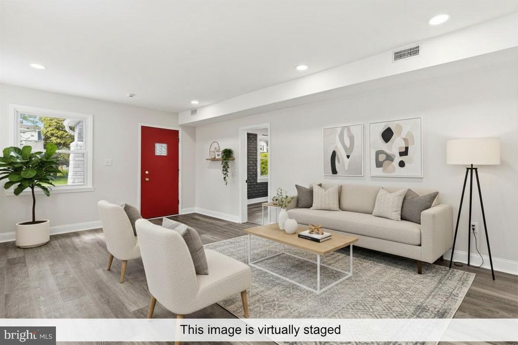 2910 BERWICK AVE, Baltimore, MD 21234
