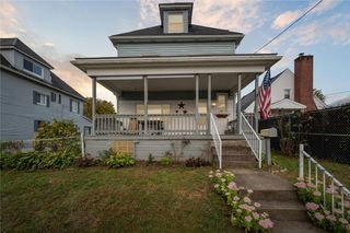 23 3rd Ave, Scottdale, PA 15683