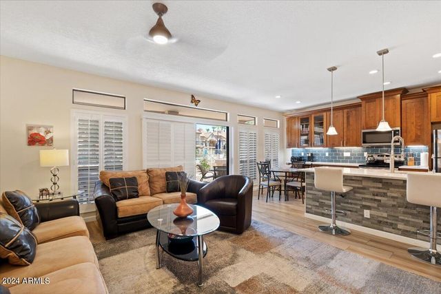 9707 E MOUNTAIN VIEW Road 1438, Scottsdale, AZ 85258