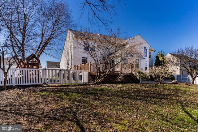 1660 ROSEBROOK DR, York, PA 17402