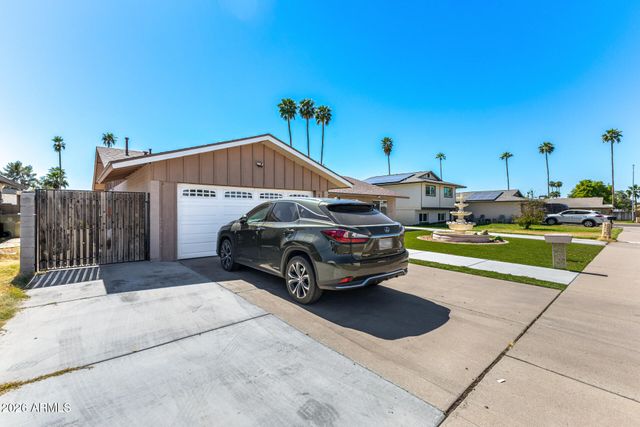 4839 W KALER Circle, Glendale, AZ 85301