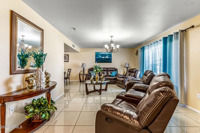 4839 W KALER Circle, Glendale, AZ 85301