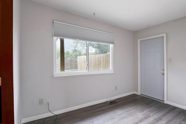 2745 S Pine Meadows Drive, Bloomington, IN 47403