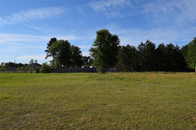 1129 County Road 5100, Cleveland, TX 77327