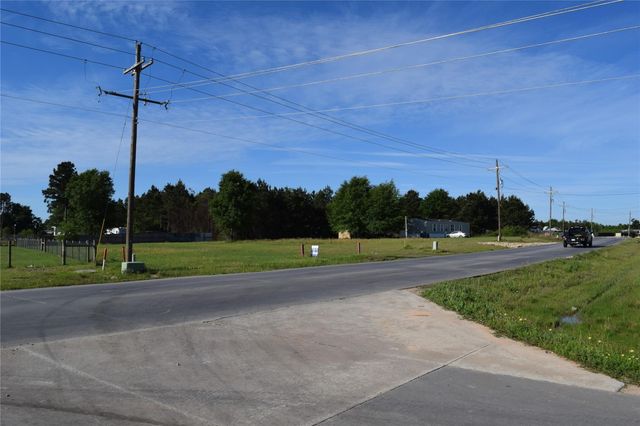 1129 County Road 5100, Cleveland, TX 77327