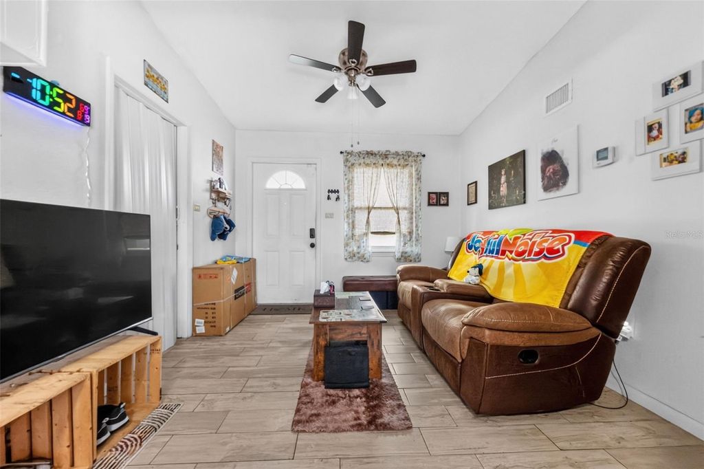 Image 3 of property listing at 3100 CRESTWOOD DRIVE, Port Charlotte, FL 33952