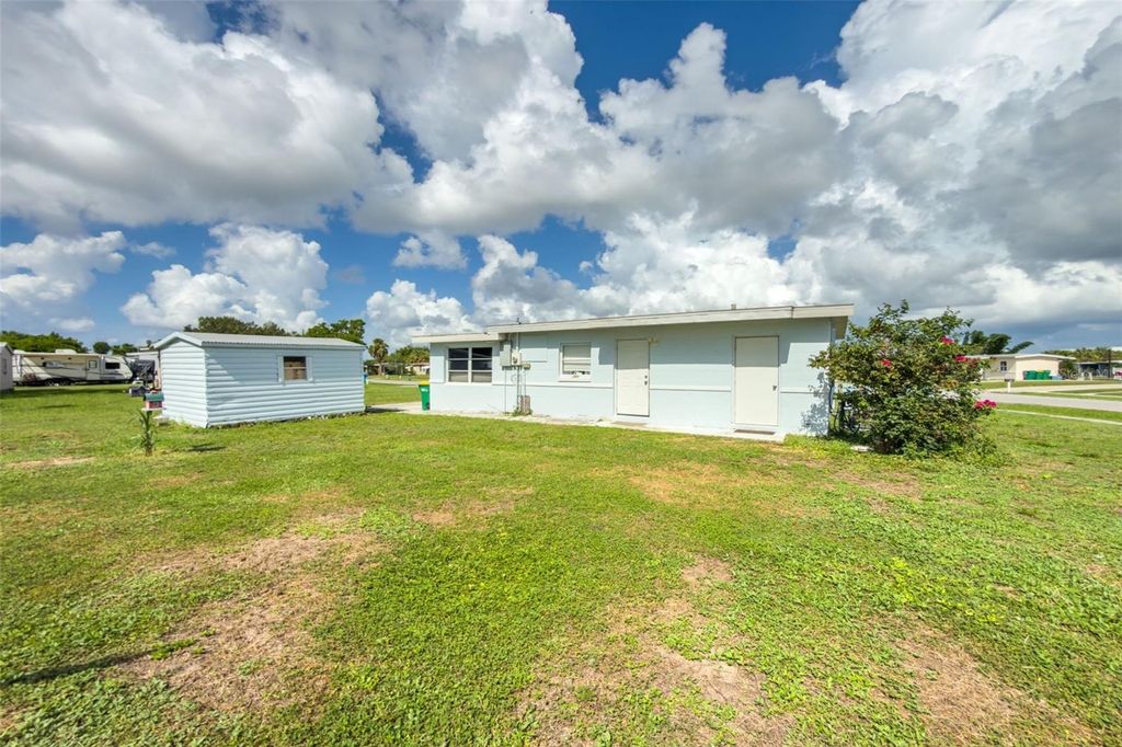 Image 29 of property listing at 3100 CRESTWOOD DRIVE, Port Charlotte, FL 33952