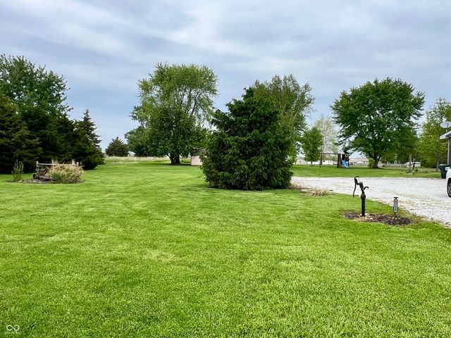 4296 E 100 N, Shelbyville, IN 46176