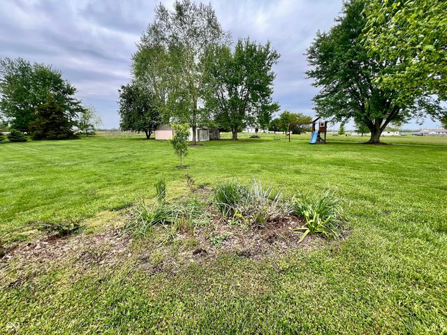 4296 E 100 N, Shelbyville, IN 46176