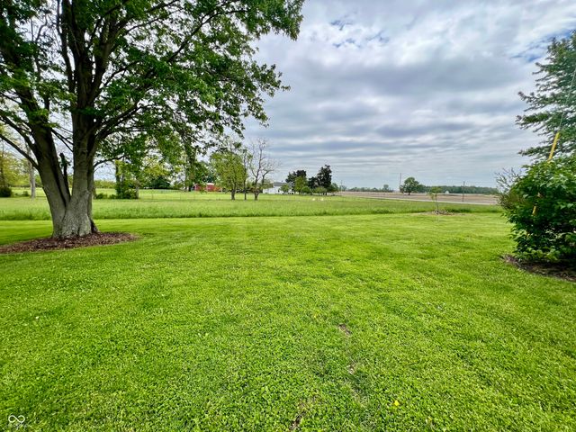 4296 E 100 N, Shelbyville, IN 46176