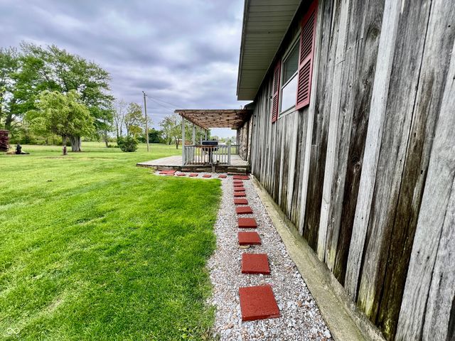 4296 E 100 N, Shelbyville, IN 46176