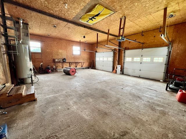 4296 E 100 N, Shelbyville, IN 46176