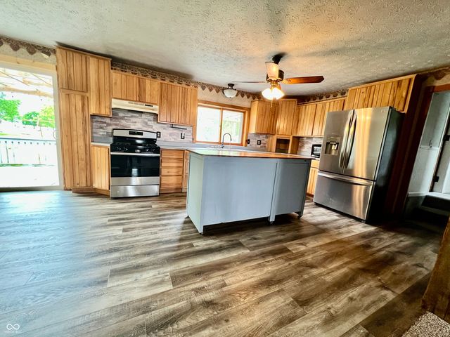 4296 E 100 N, Shelbyville, IN 46176