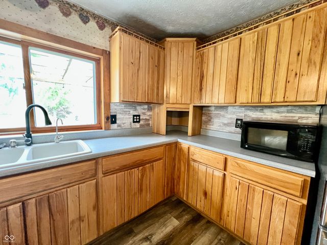 4296 E 100 N, Shelbyville, IN 46176