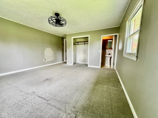 4296 E 100 N, Shelbyville, IN 46176
