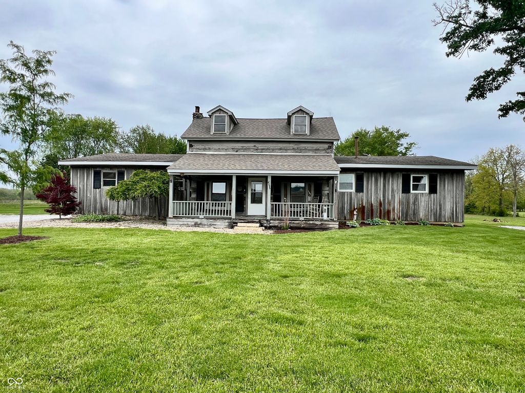 4296 E 100 N, Shelbyville, IN 46176