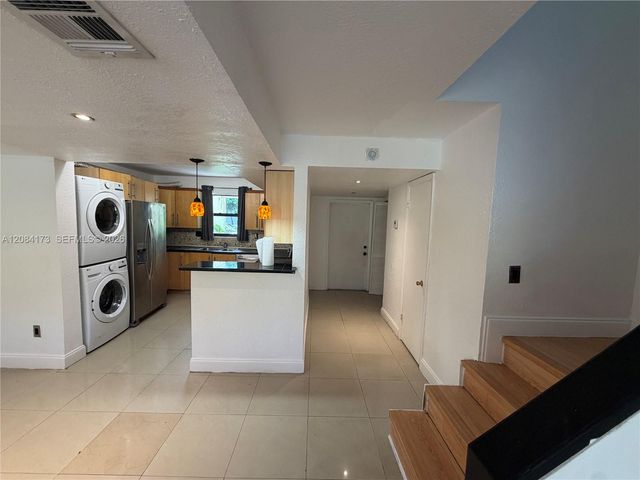20509 NW 15th Avenue 5-2, Miami Gardens, FL 33169