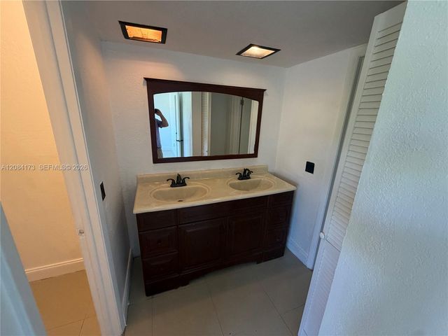 20509 NW 15th Avenue 5-2, Miami Gardens, FL 33169