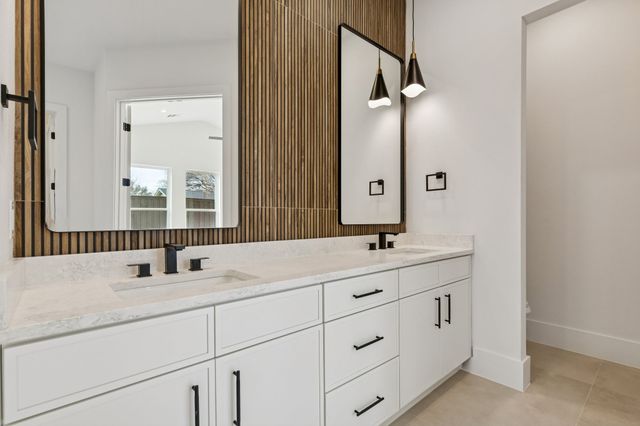 2656 Leta Mae Lane, Farmers Branch, TX 75234