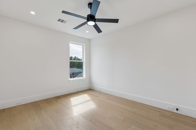 2656 Leta Mae Lane, Farmers Branch, TX 75234