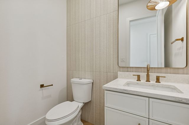 2656 Leta Mae Lane, Farmers Branch, TX 75234