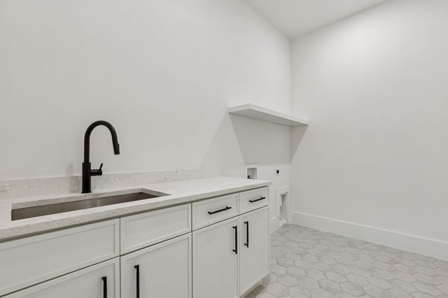 2656 Leta Mae Lane, Farmers Branch, TX 75234