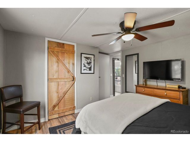 957 Arapahoe Dr, Florissant, CO 80816