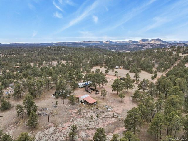 957 Arapahoe Dr, Florissant, CO 80816