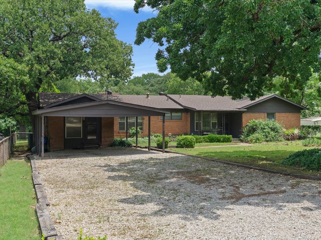850 Newt Patterson Road, Mansfield, TX 76063