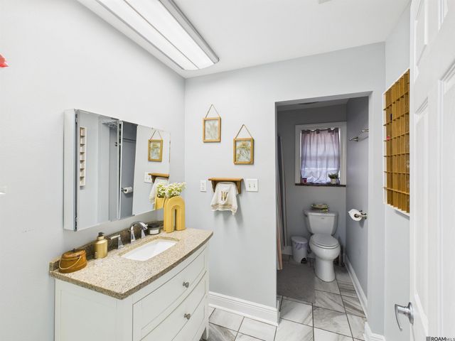 12140 Oakline Acres, St Amant, LA 70774