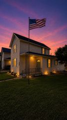 210 W Shields Street, Newark, OH 43055