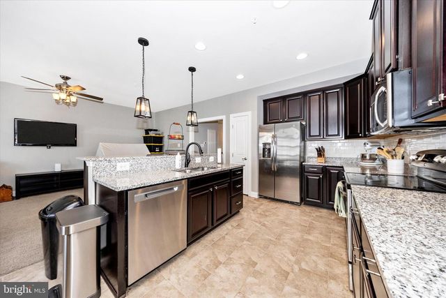 304-B MILL POND RD, Frederick, MD 21701