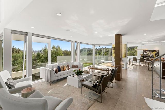 15045 Rancho Real, Del Mar, CA 92014