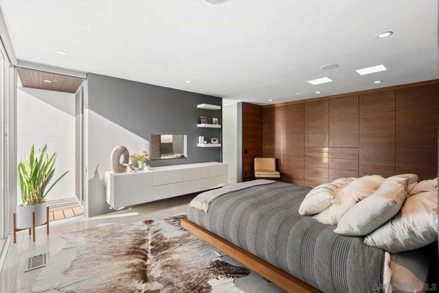 15045 Rancho Real, Del Mar, CA 92014