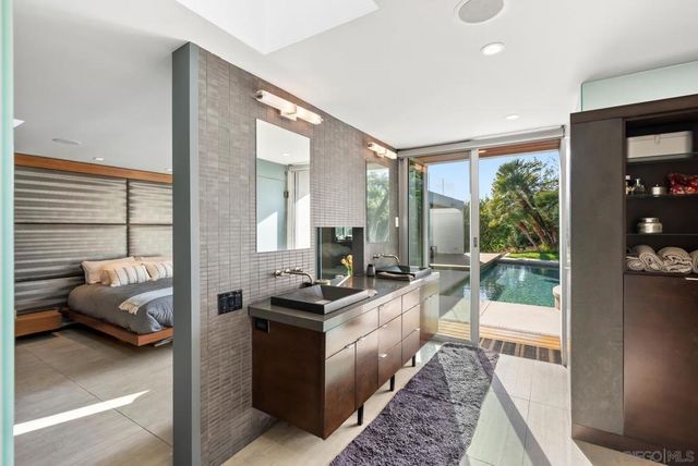 15045 Rancho Real, Del Mar, CA 92014