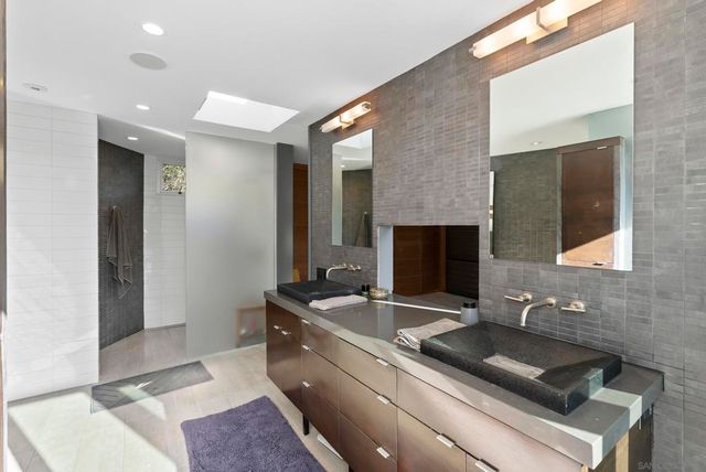 15045 Rancho Real, Del Mar, CA 92014