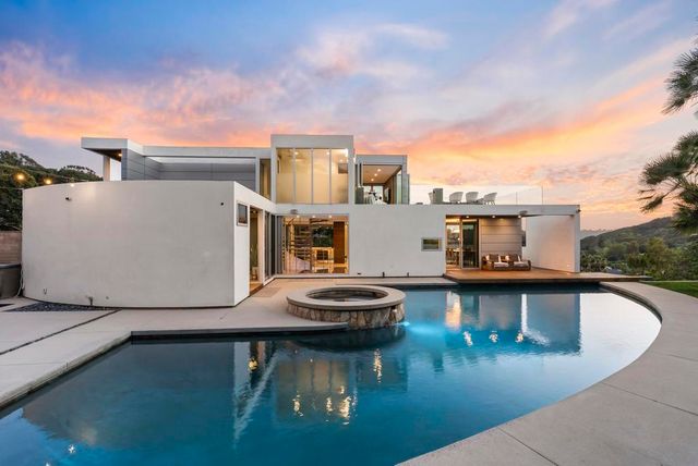 15045 Rancho Real, Del Mar, CA 92014