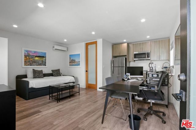1420 Stearns Drive, Los Angeles, CA 90035