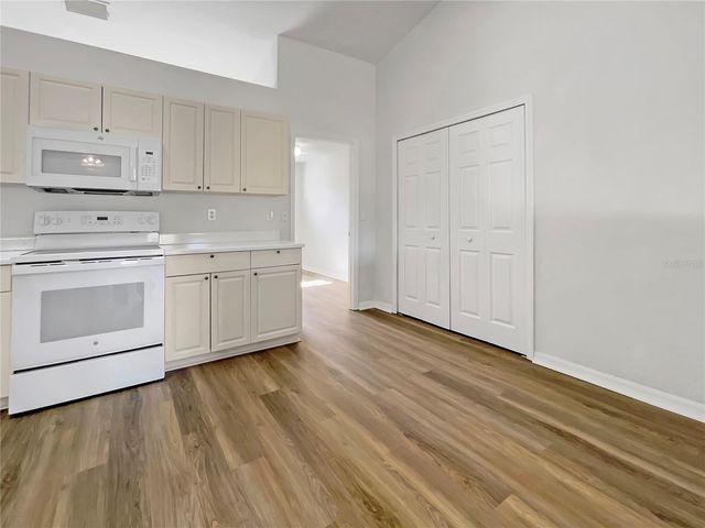 2756 YACOLT AVENUE, North Port, FL 34286