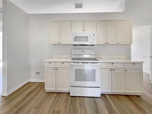 2756 YACOLT AVENUE, North Port, FL 34286