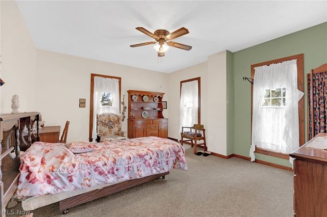 38841 Detroit Road, Avon, OH 44011