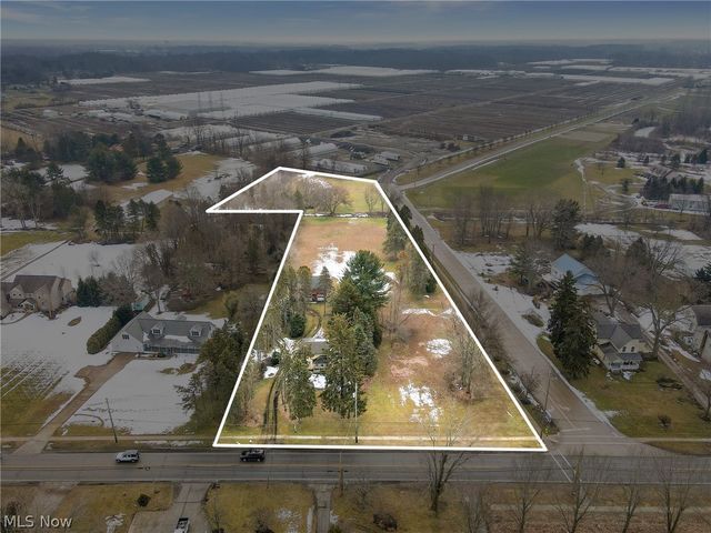 38841 Detroit Road, Avon, OH 44011