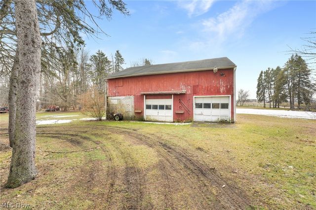 38841 Detroit Road, Avon, OH 44011