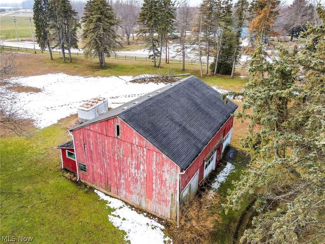 38841 Detroit Road, Avon, OH 44011